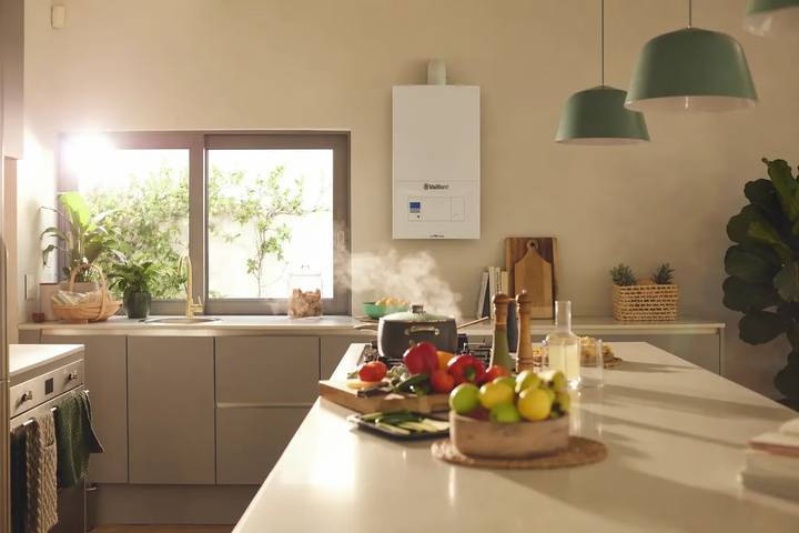 Carousel background slide 0: Vaillant ecoTEC Classic cv-ketel kopen inclusief montage?